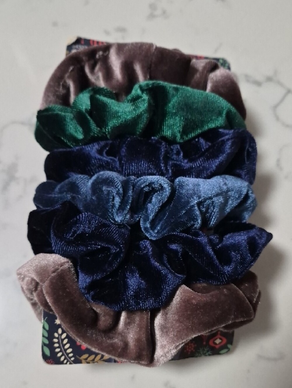 D'Bello Velvet Scrunchie 6PCS Pack 3PCS Scrunchies Rhinestone Clip Set Bangle - Picture 11 of 12